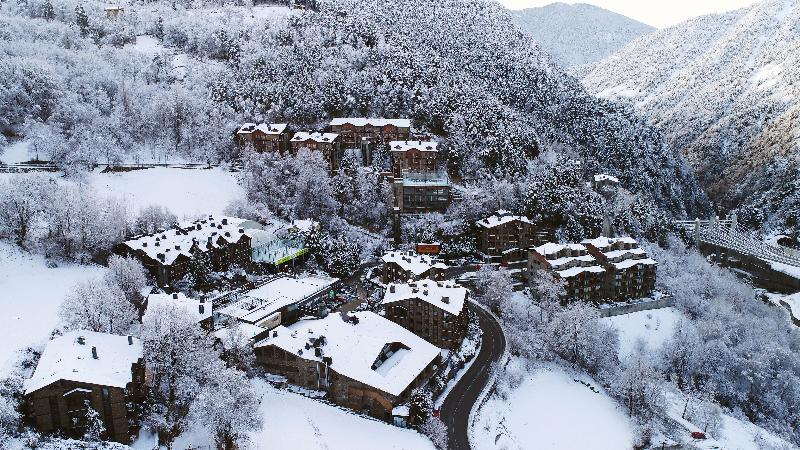 هتل Anyospark Mountain & Wellness Resort