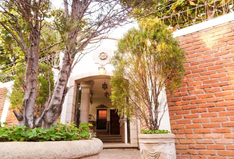 Fotos del hotel El Almendro:  5
