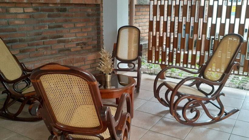 Fotos del hotel El Almendro:  27