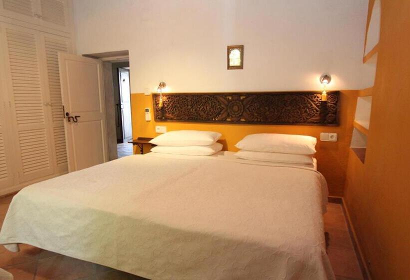 فندق Finca Can Toni