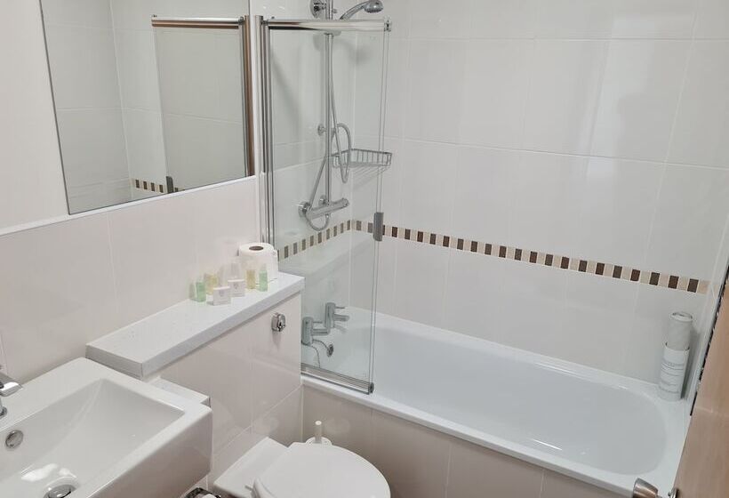Kings Arms Hotel A Bespoke