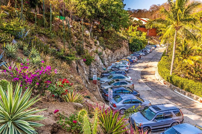 هتل Las Brisas Huatulco