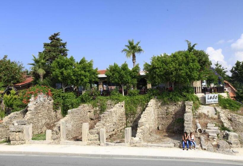 هتل Leda Beach