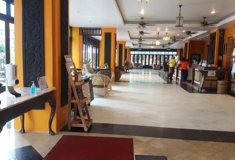 هتل Pattawia Resort & Spa, Pranburi