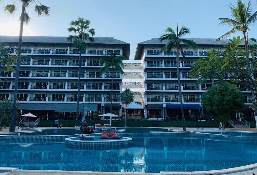 هتل Pattawia Resort & Spa, Pranburi