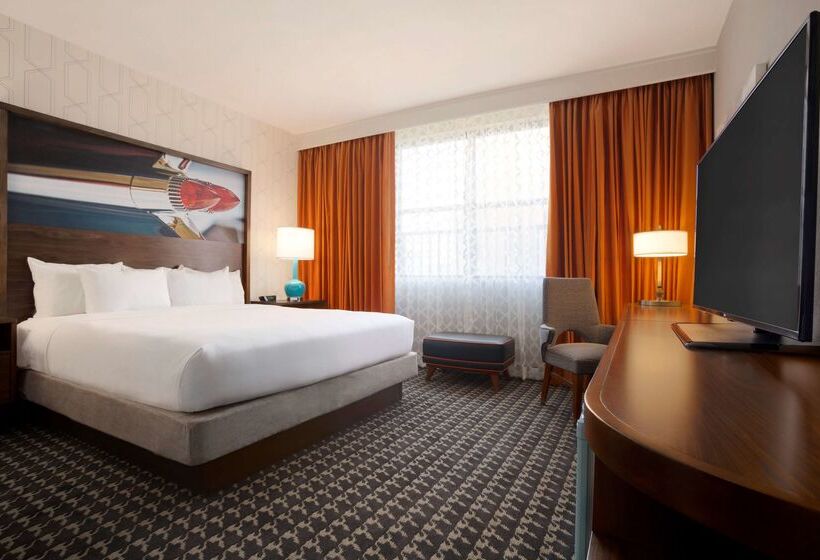 American Hotel Atlanta Downtown, Tapestry Collection Hilton