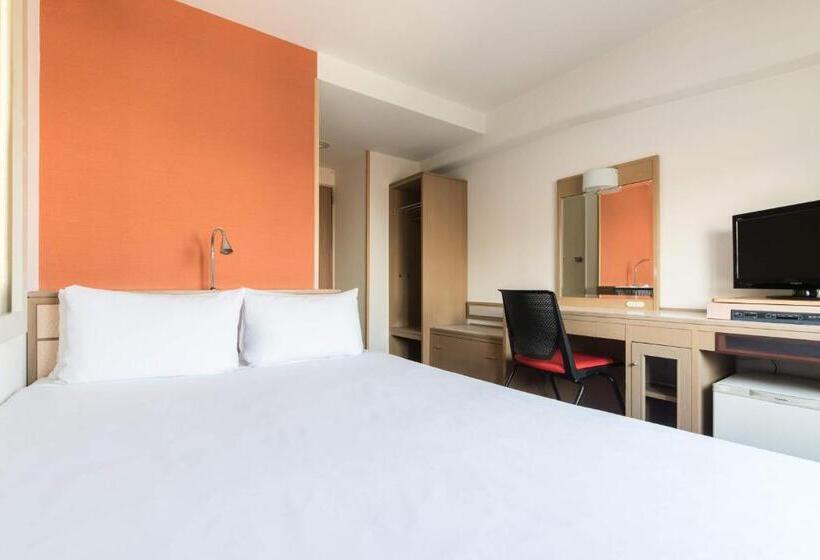 Fotos del hotel The B Sangenjaya:  14