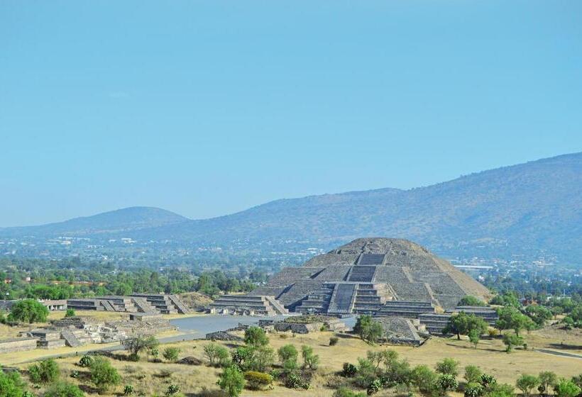 هتل Villas Arqueologicas Teotihuacan