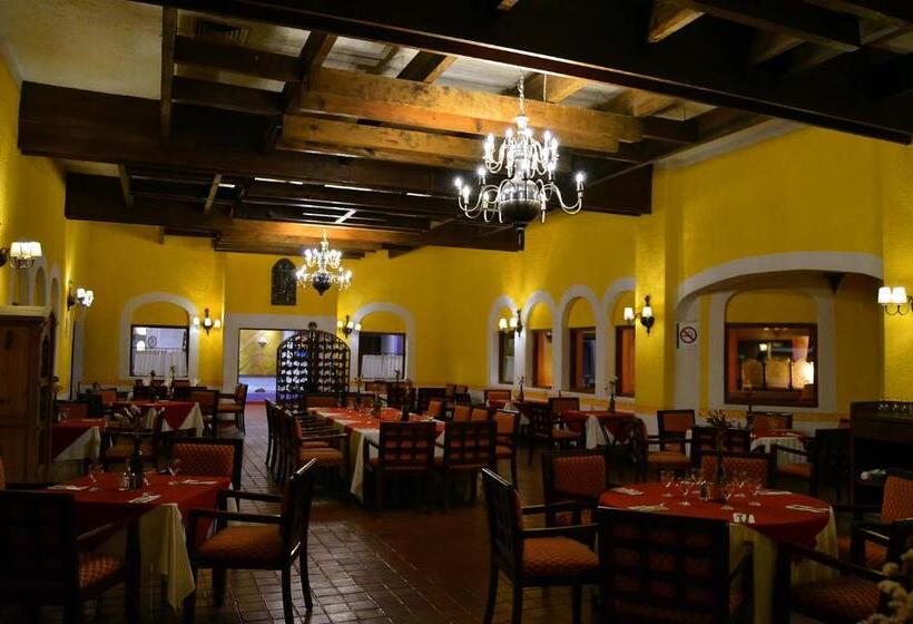 هتل Villas Arqueologicas Teotihuacan