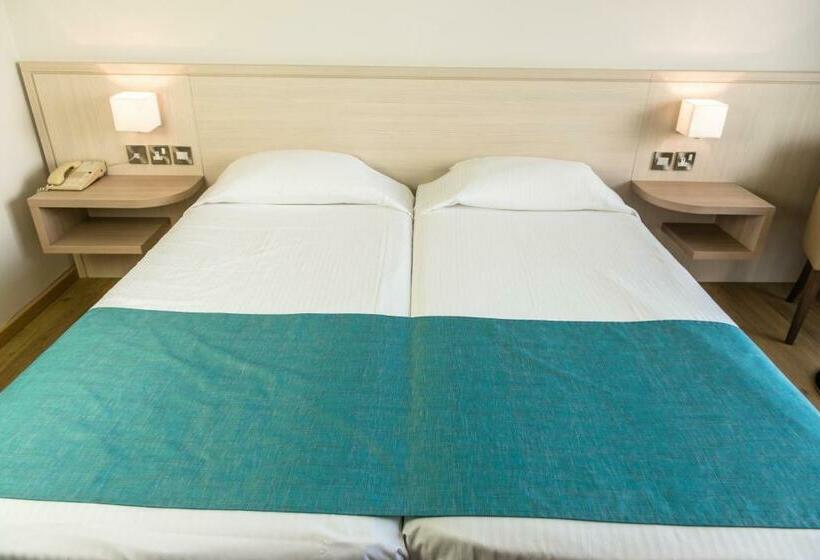 هتل Cynthiana Beach