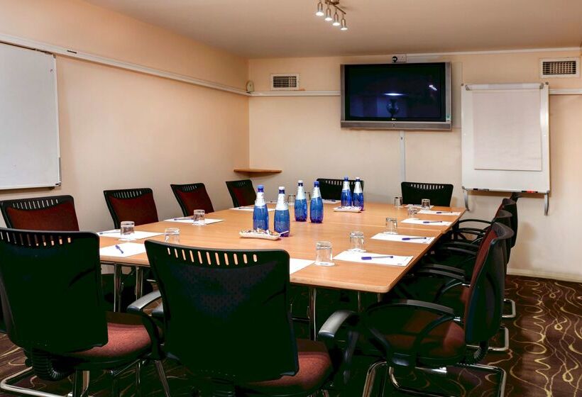 Отель Best Western Appleby Park