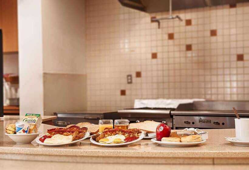 בית מלון כפרי Best Western Plus Palm Desert Resort