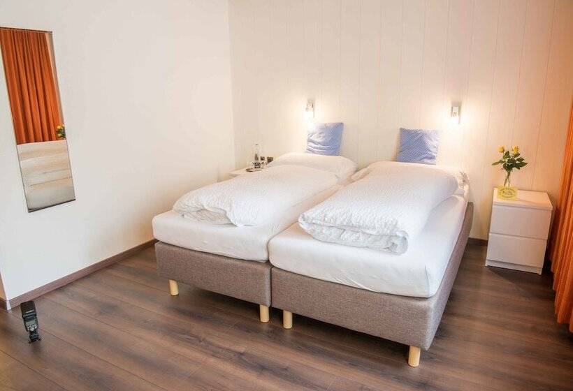 בית מלון כפרי Garni Rösslipost