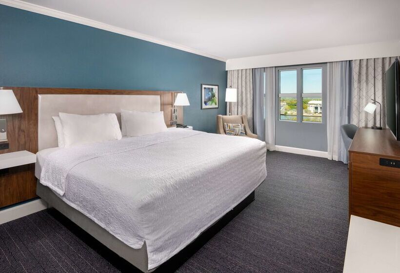 هتل Hampton Inn Savannah Historic District