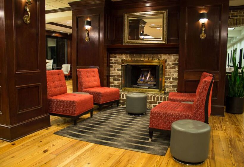 هتل Hampton Inn Savannah Historic District