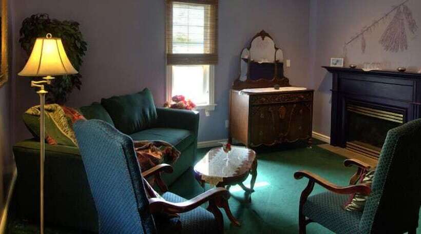 فندق Heartwood Inn