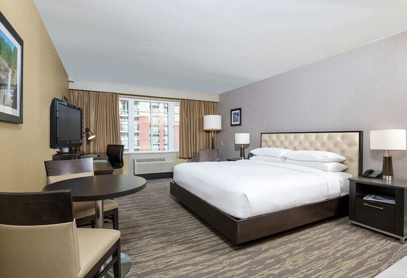 هتل Hilton Whistler Resort & Spa