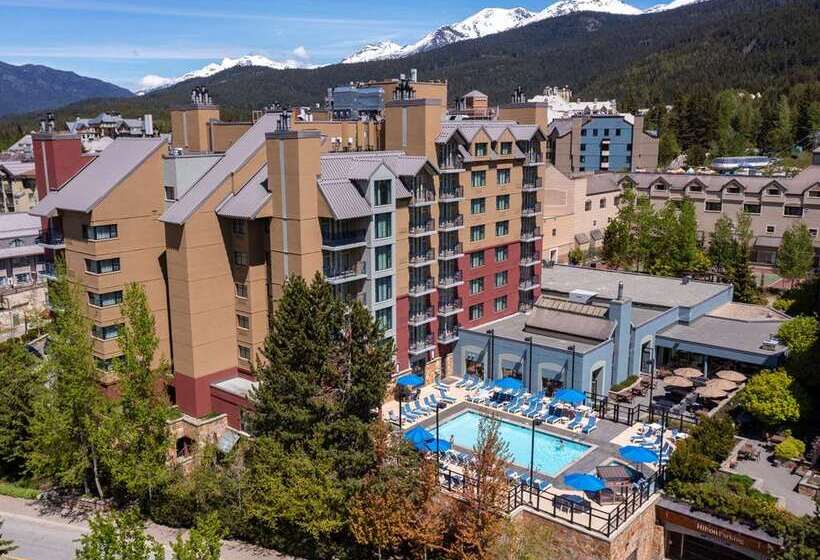 هتل Hilton Whistler Resort & Spa