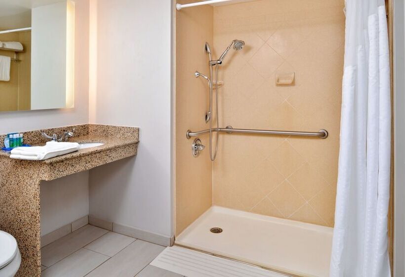 فندق Holiday Inn Express & Suites Buffalo Downtown, An Ihg