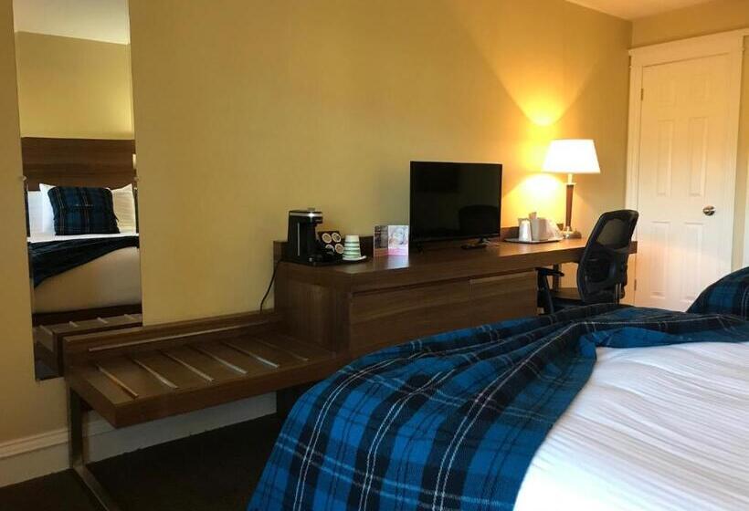 هتل Inverary Resort
