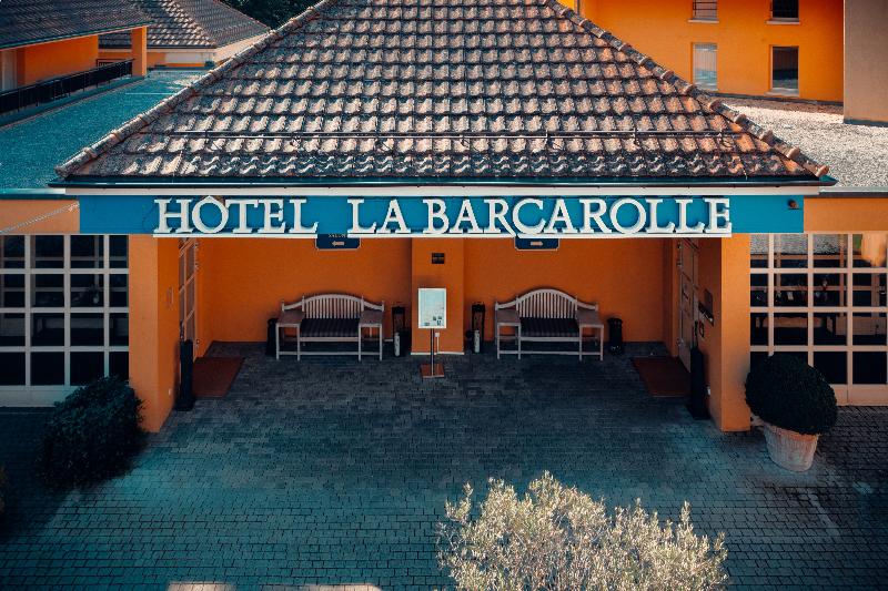 هتل La Barcarolle