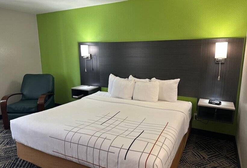 هتل La Quinta Inn By Wyndham Omaha Southwest