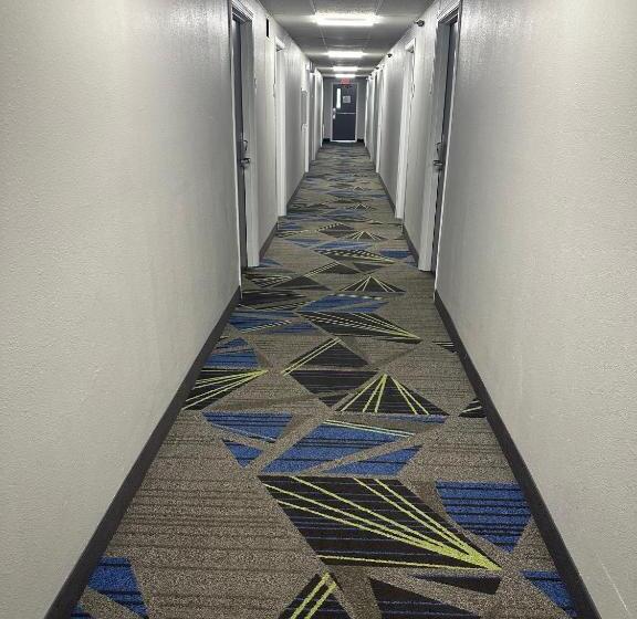 هتل La Quinta Inn By Wyndham Omaha Southwest