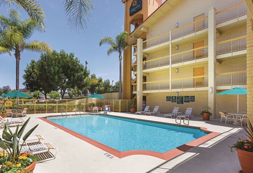 בית מלון כפרי La Quinta Inn By Wyndham San Diego Chula Vista