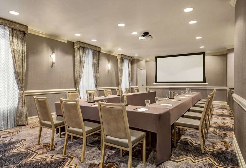 Fotos del hotel Martinique New York On Broadway, Curio Collection By Hilton:  91