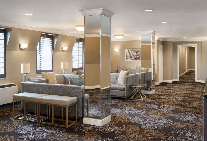 Fotos del hotel Martinique New York On Broadway, Curio Collection By Hilton:  87