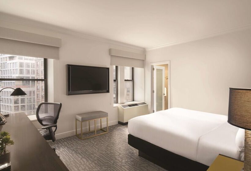 Fotos del hotel Martinique New York On Broadway, Curio Collection By Hilton:  65