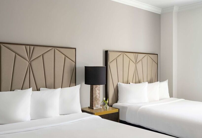 Fotos del hotel Martinique New York On Broadway, Curio Collection By Hilton:  58