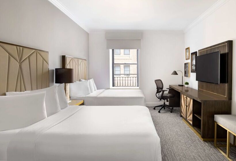 Fotos del hotel Martinique New York On Broadway, Curio Collection By Hilton:  64
