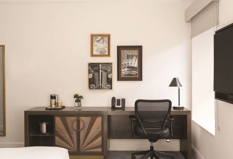 Fotos del hotel Martinique New York On Broadway, Curio Collection By Hilton:  104