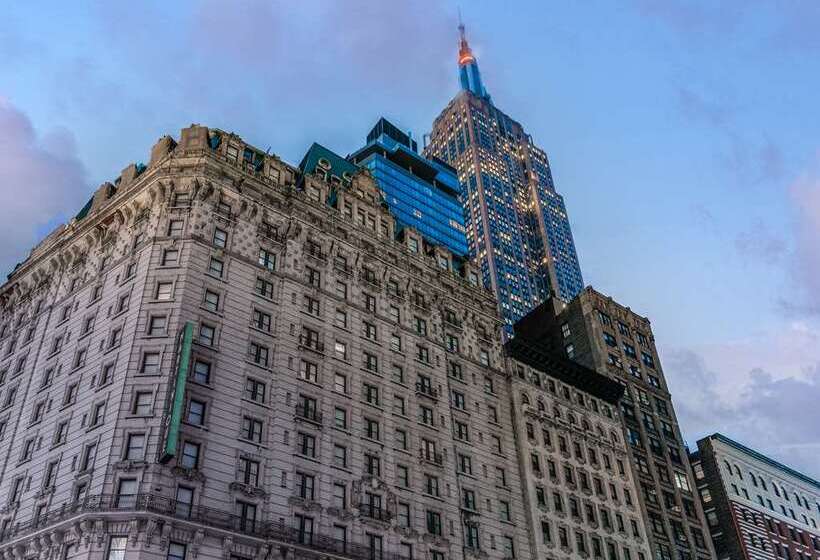 Fotos del hotel Martinique New York On Broadway, Curio Collection By Hilton:  9