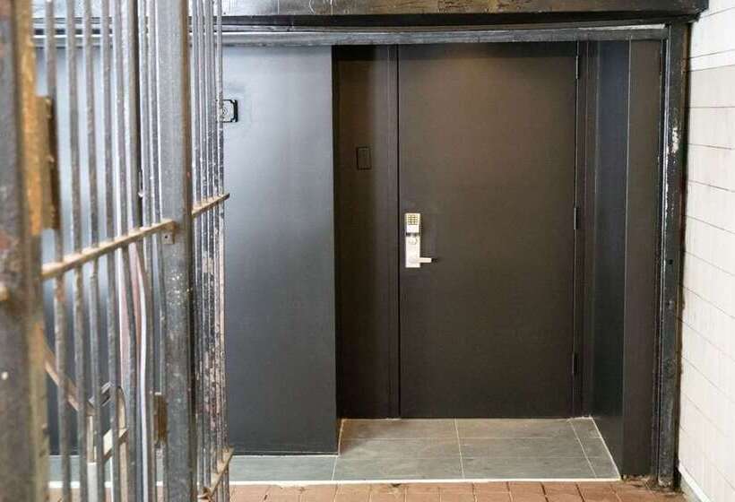 Fotos del hotel Martinique New York On Broadway, Curio Collection By Hilton:  40