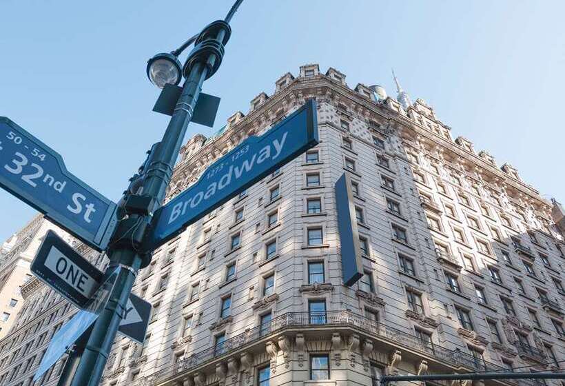 Fotos del hotel Martinique New York On Broadway, Curio Collection By Hilton:  7