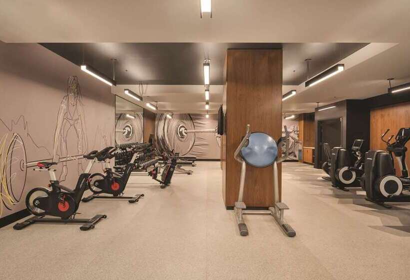 Fotos del hotel Martinique New York On Broadway, Curio Collection By Hilton:  50