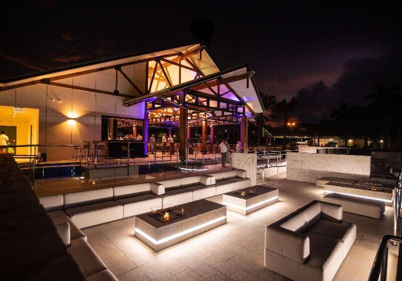 هتل Mercure Darwin Airport Resort