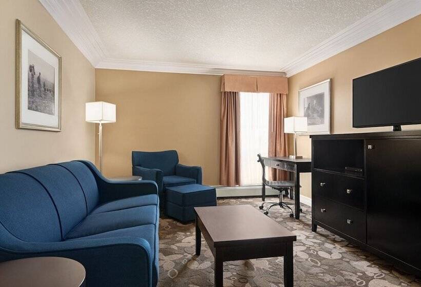 هتل Nova Inn Yellowknife