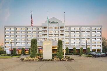 Hotel Radisson  Seattle Airport