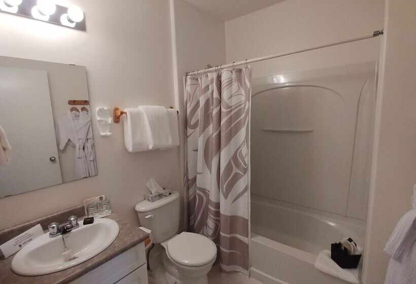 فندق The Lund Resort At Klah Ah Men