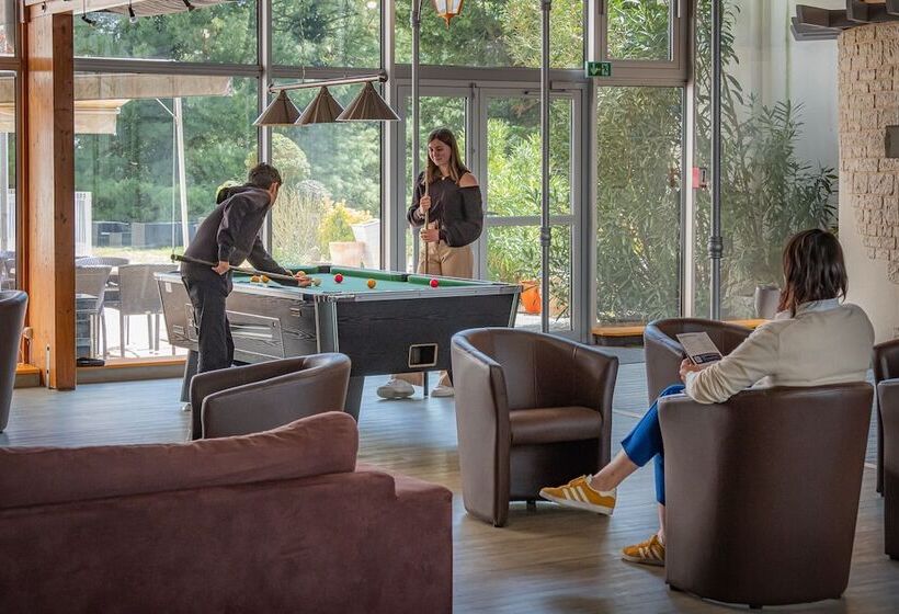 בית מלון כפרי Hôtel Akena Poitiers Nord Futuroscope