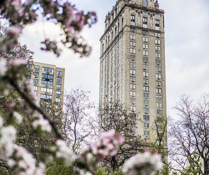 Hotel The Pierre A Taj