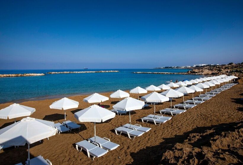 هتل Venus Beach  Paphos