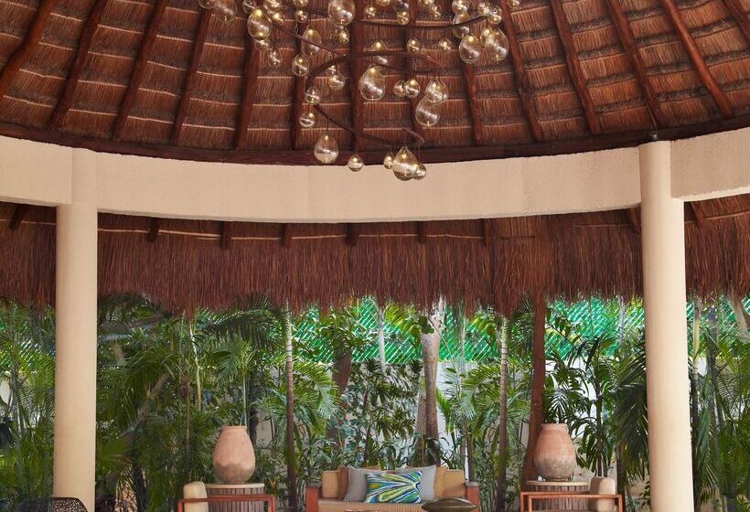 Hotel Viceroy Riviera Maya, A Luxury Villa Resort