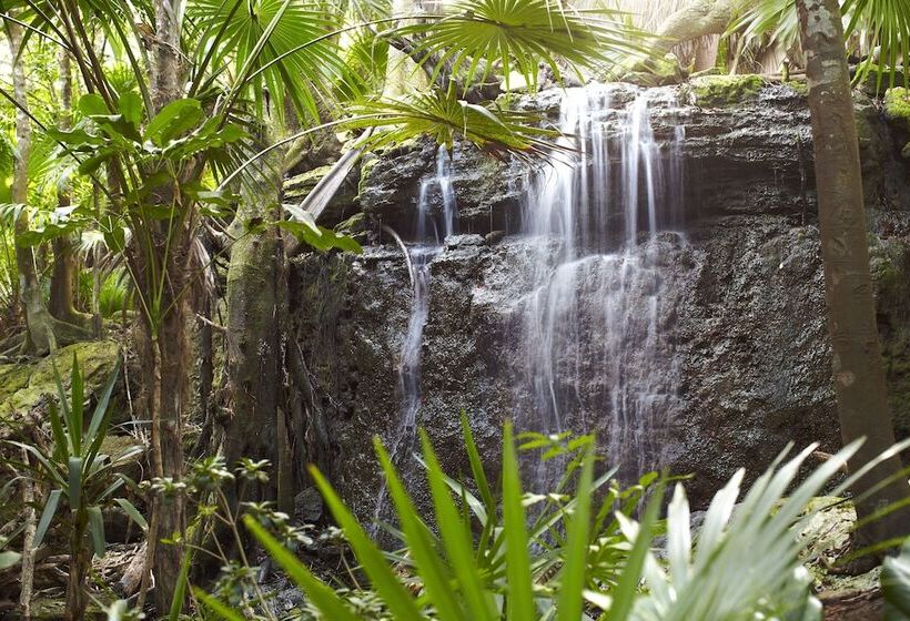 هتل Viceroy Riviera Maya, A Luxury Villa Resort