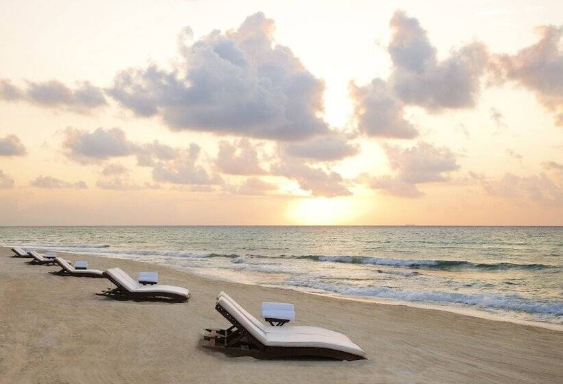 هتل Viceroy Riviera Maya, A Luxury Villa Resort