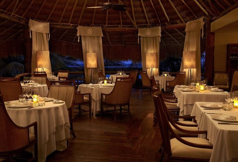هتل Viceroy Riviera Maya, A Luxury Villa Resort