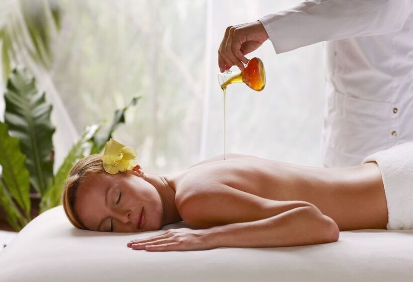 هتل Viceroy Riviera Maya, A Luxury Villa Resort